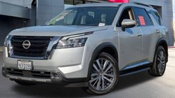 2022 Nissan Pathfinder Platinum