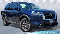 2022 Nissan Pathfinder SV