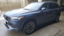 2022 Volvo XC90 T5 Momentum