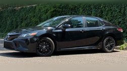 2020 Toyota Camry SE Nightshade