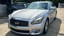 2017 Infiniti Q70 3.7