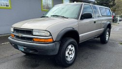 2000 Chevrolet S-10 Base