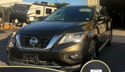 2017 Nissan Pathfinder SV