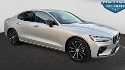 2023 Volvo S60 Recharge T8 Plus Dark Theme