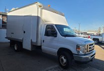 2016 Ford E-Series Van ECONOLINE E-450 CUTAWAY VAN/BOX/TRUCK