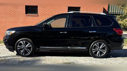 2017 Nissan Pathfinder Platinum