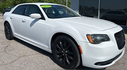 2022 Chrysler 300 Touring L