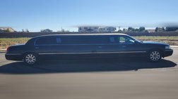 2004 Lincoln Town Car Executive