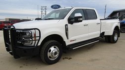 2023 Ford Super Duty F-350 Lariat