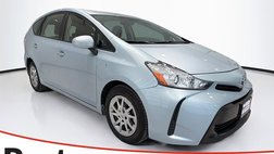 2015 Toyota Prius v Five