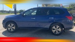 2019 Nissan Pathfinder SV