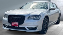 2022 Chrysler 300 Touring L