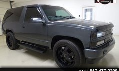 1999 Chevrolet Tahoe 2-Door RWD