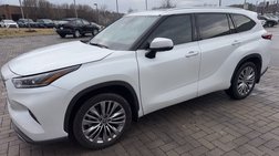 2022 Toyota Highlander Platinum