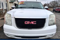 2011 GMC Yukon SLE