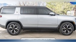 2024 Rivian R1S Adventure