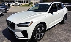 2025 Volvo XC60 T8 Plus Dark Theme