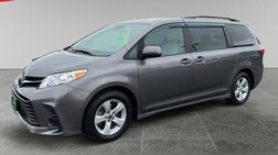 2020 Toyota Sienna LE 7-Passenger FWD with Auto-A