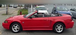 2004 Ford Mustang Deluxe