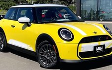 2026 MINI Hardtop Cooper S Signature Trim
