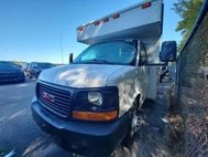 2007 GMC Savana Base