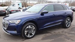 2022 Audi e-tron quattro Premium