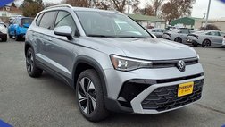 2025 Volkswagen Taos SE 4Motion