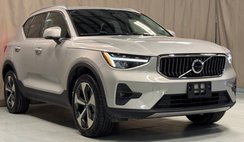 2024 Volvo XC40 B5 Plus Bright Theme