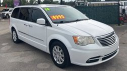 2014 Chrysler Town and Country Touring