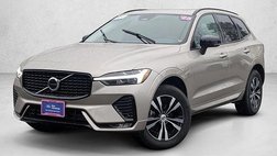 2025 Volvo XC60 B5 Core Dark Theme