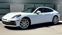 2025 Porsche Panamera 4