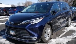 2022 Toyota Sienna Limited 7-Passenger