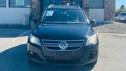 2010 Volkswagen Tiguan S 4Motion