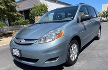 2008 Toyota Sienna LE 7-Passenger