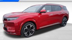 2024 VinFast VF9 Plus