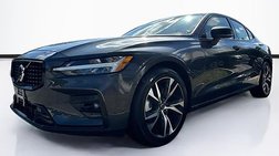 2024 Volvo S60 B5 Plus Dark Theme
