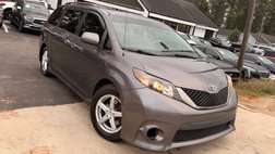 2013 Toyota Sienna SE 8-Passenger