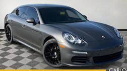2016 Porsche Panamera 