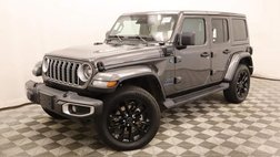 2025 Jeep Wrangler Sahara 4WD