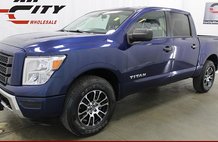2022 Nissan Titan SV