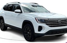 2025 Volkswagen Atlas SE