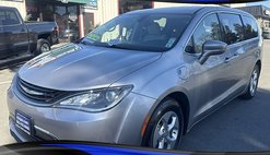 2017 Chrysler Pacifica Hybrid Touring Plus