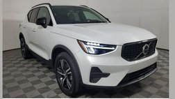 2026 Volvo XC40 B5 Core