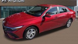 2025 Hyundai Elantra SE