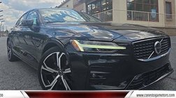 2024 Volvo S60 B5 Plus Dark Theme