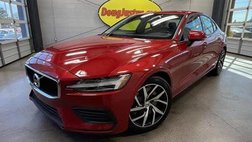 2020 Volvo S60 T6 Momentum