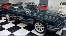 2001 Jaguar XJR Base