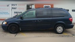 2005 Chrysler Town and Country LX