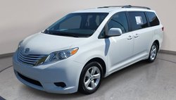 2017 Toyota Sienna LE