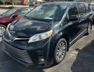 2020 Toyota Sienna XLE 8-Passenger